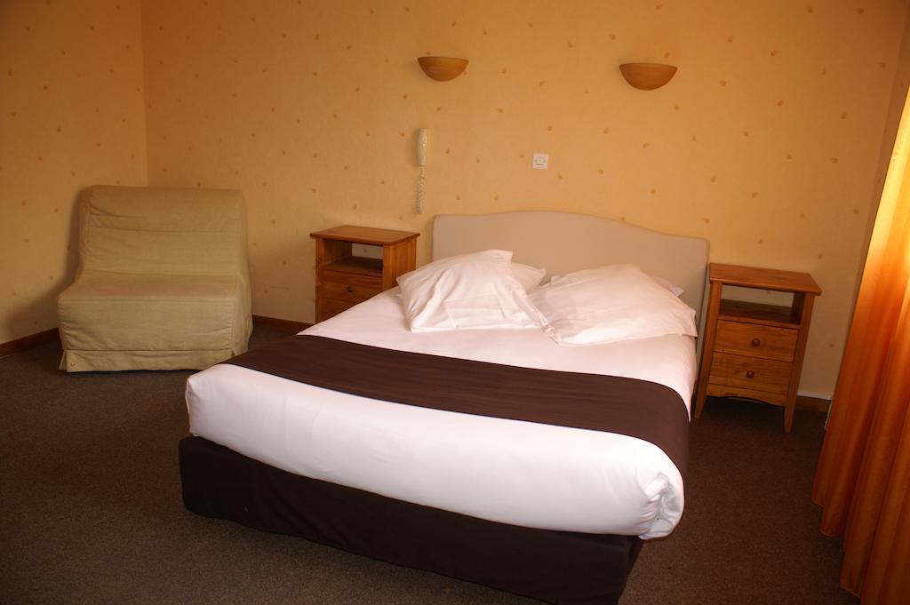 Bagnères-de-Luchon Hotel Celeste חדר תמונה