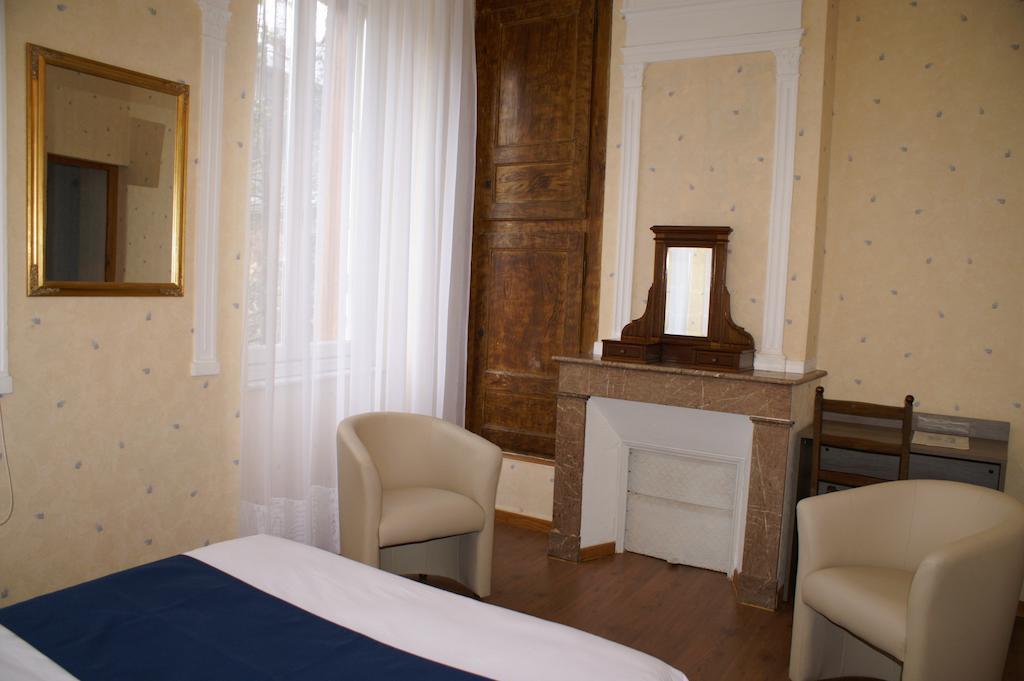 Bagnères-de-Luchon Hotel Celeste חדר תמונה